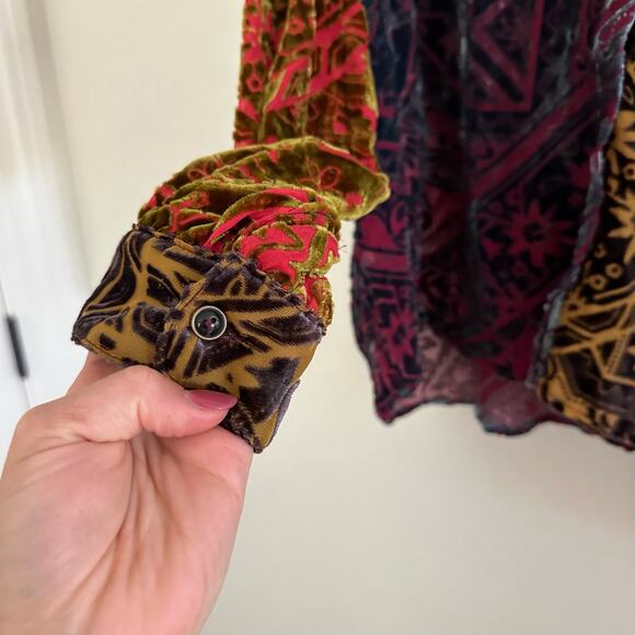 Johnny Was Frida Velvet Patterned Button Down Shirt Red/Yellow M - Picture 4 of 15